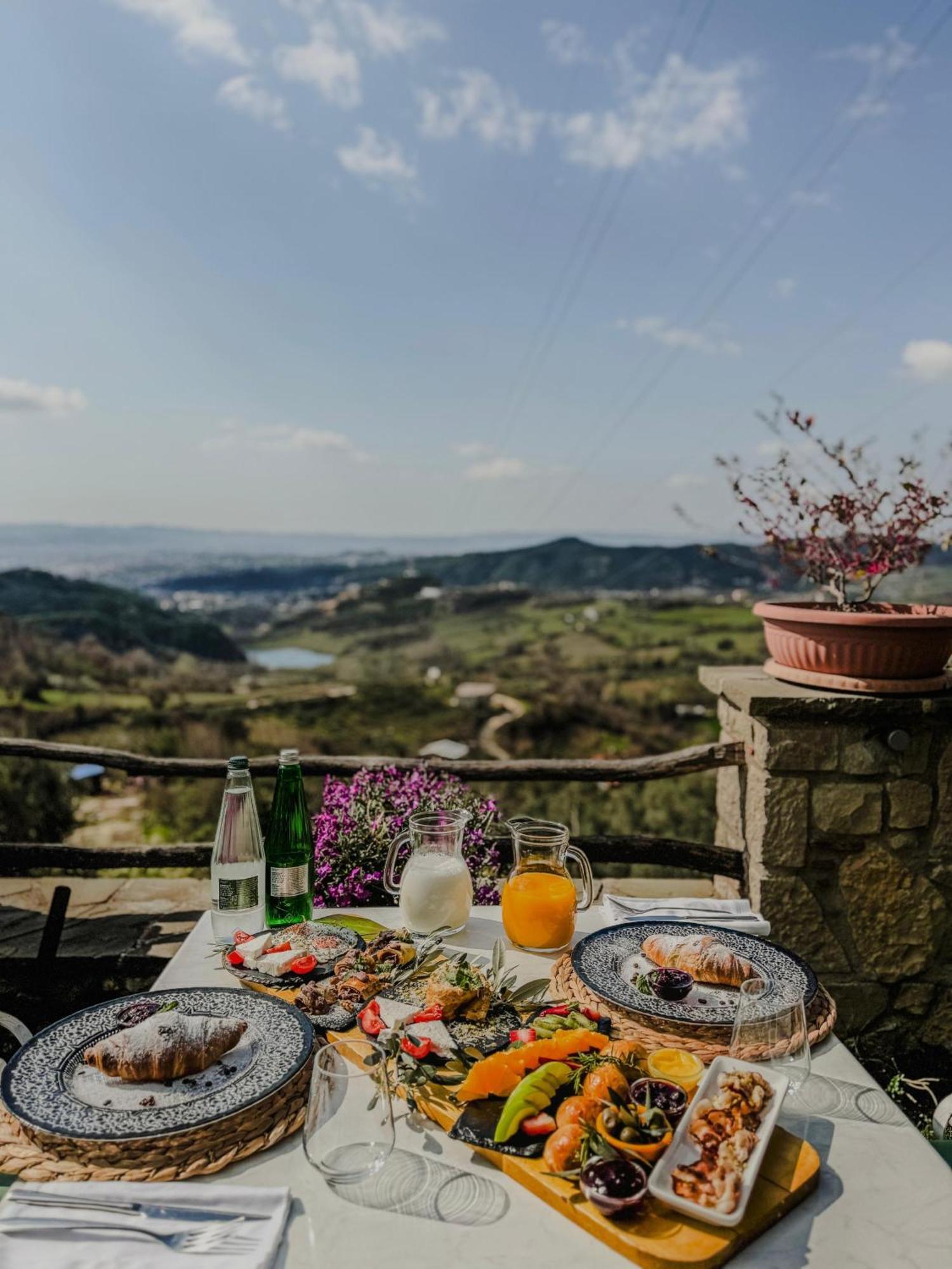 Chateau Fasel Tirana Exterior photo